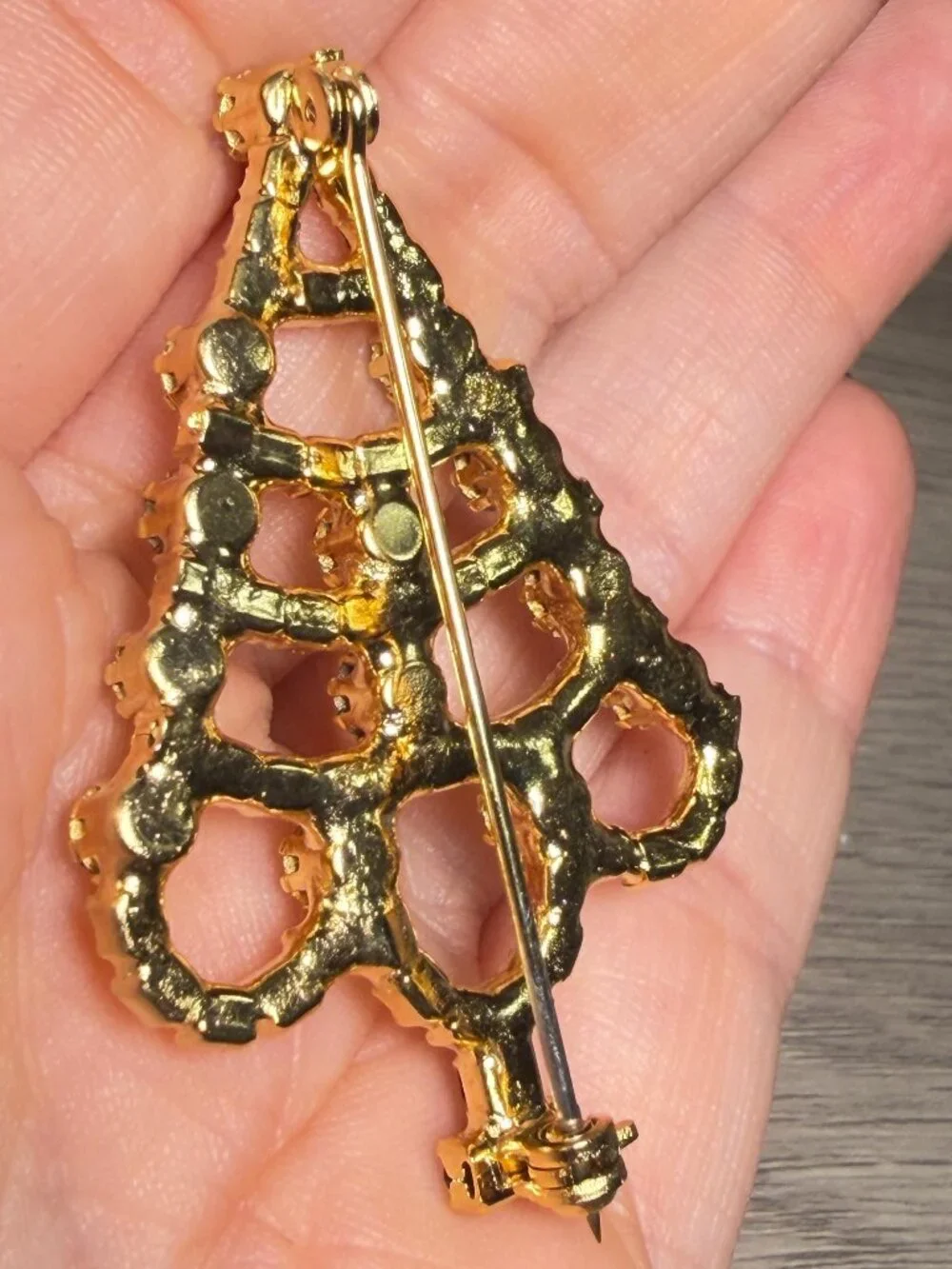 Vintage Christmas Tree Brooch Rhinestone Openwork Gold Tone 3”